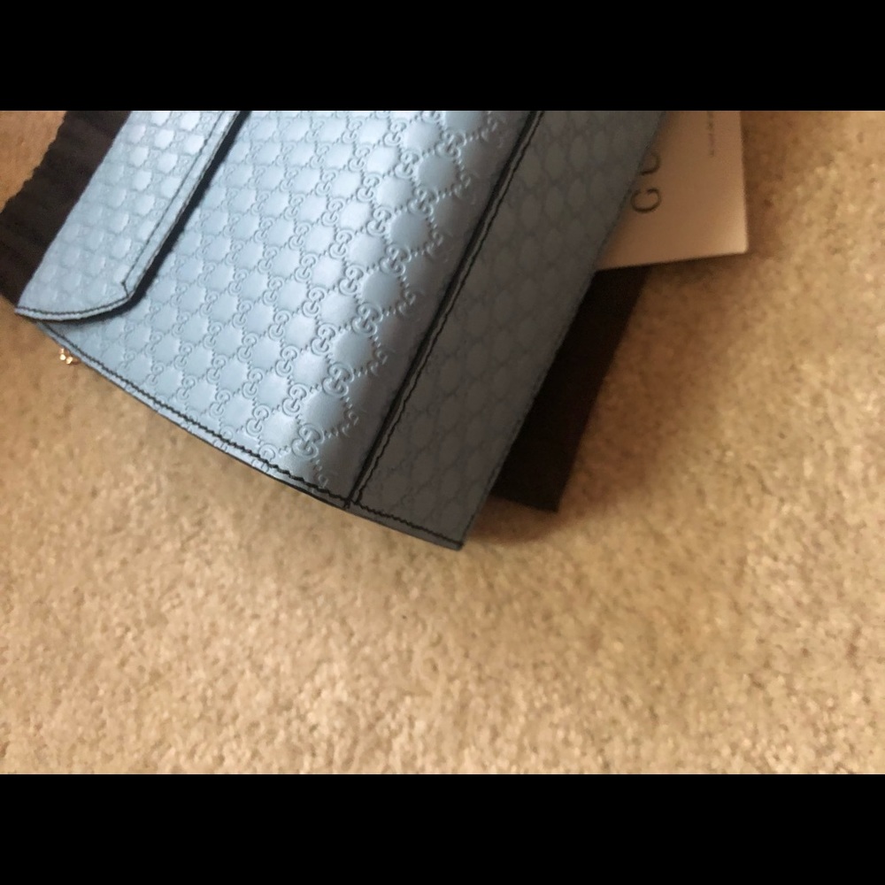 Authentic Gucci Emily - Picture 8 of 16